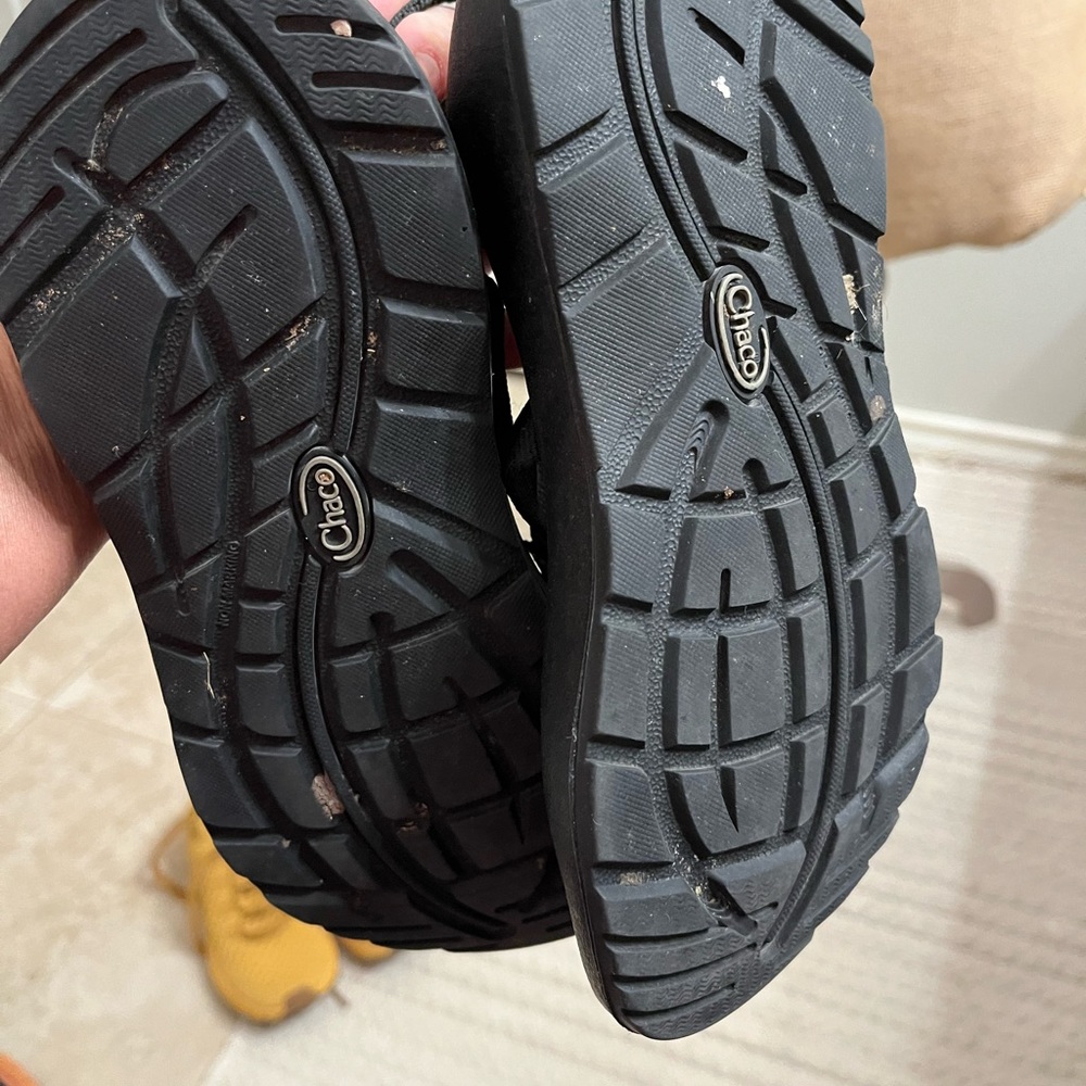 Shoes - Picture 3 of 5